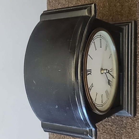 Clock - Picture 2 of 6